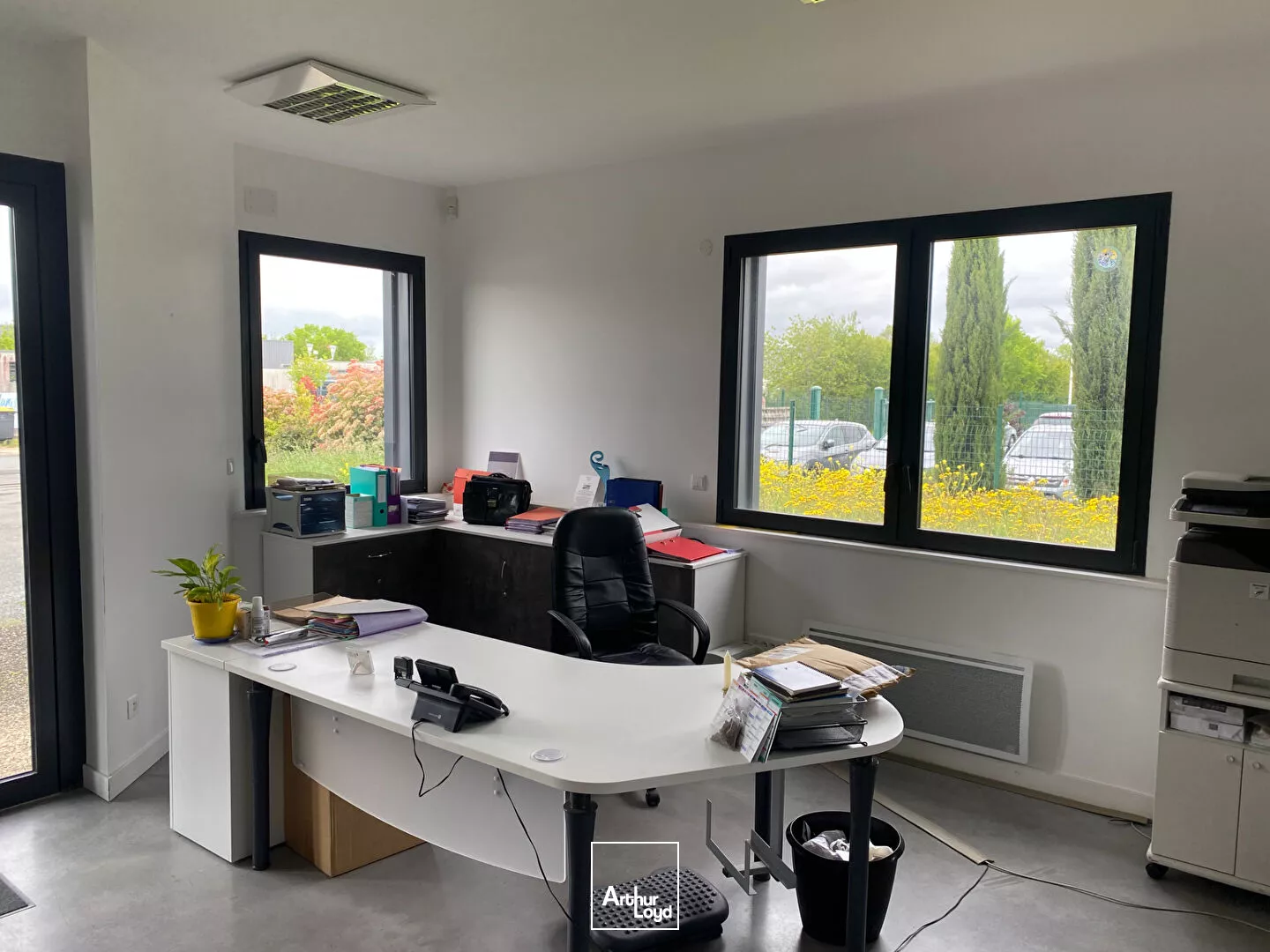 A vendre Local d'activité 830 m² SURGERES
