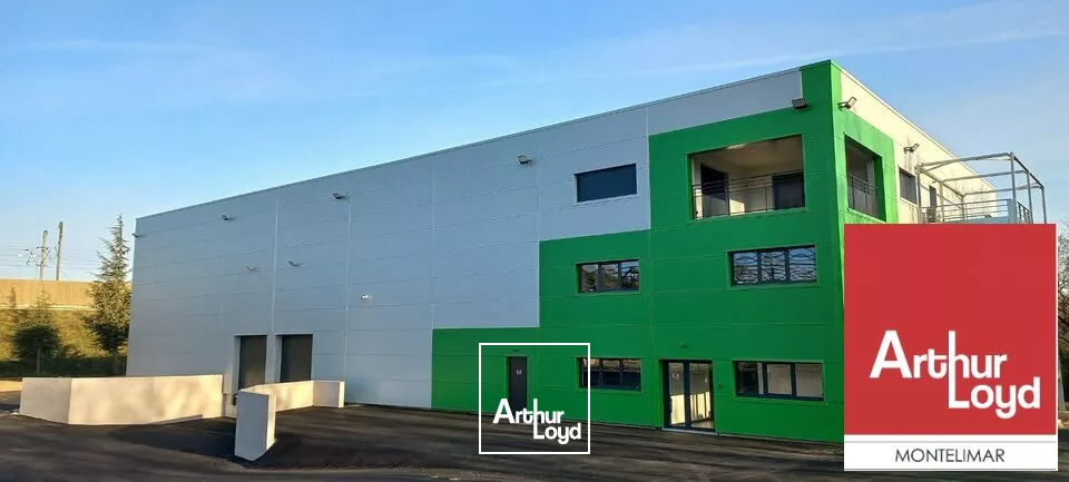 MALATAVERNE - A LOUER PLATEAU DE BUREAUX NEUFS AU PREMIER ETAGE AVEC PARKING