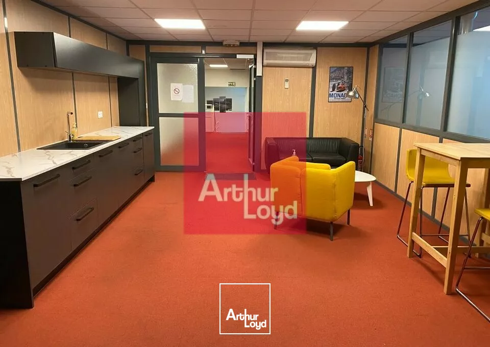 CLERMONT-FERRAND BREZET A LOUER BUREAUX TOUT COMPRIS DE 10 M² A 25 M²