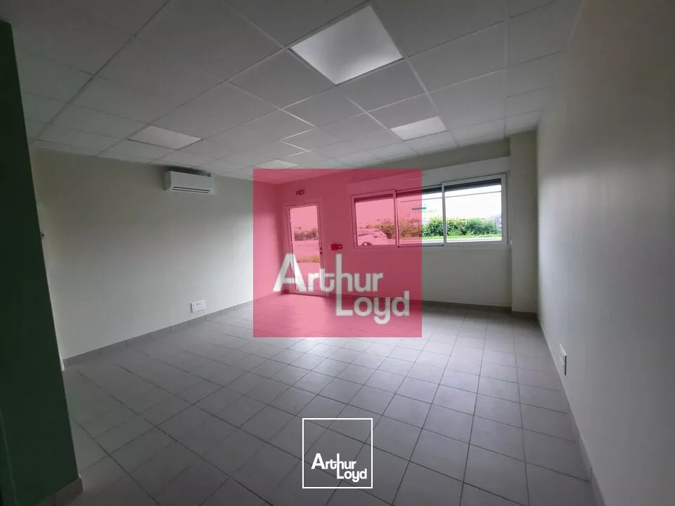 COURNON PROGRAMME NEUF A LOUER LOCAL ACTIVITE 392 M²