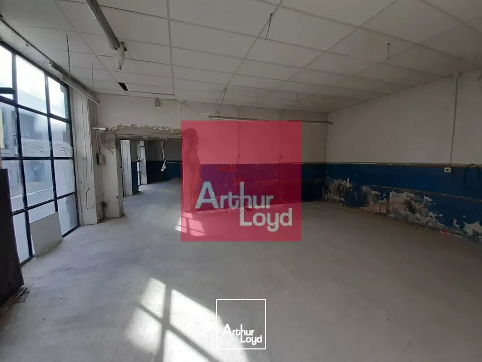 LOCAL COMMERCIAL A LOUER CLERMONT-FERRAND 240 M² +70 M² Réserves.