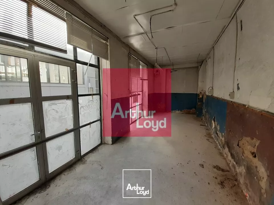 LOCAL COMMERCIAL A LOUER CLERMONT-FERRAND 240 M² +70 M² Réserves.