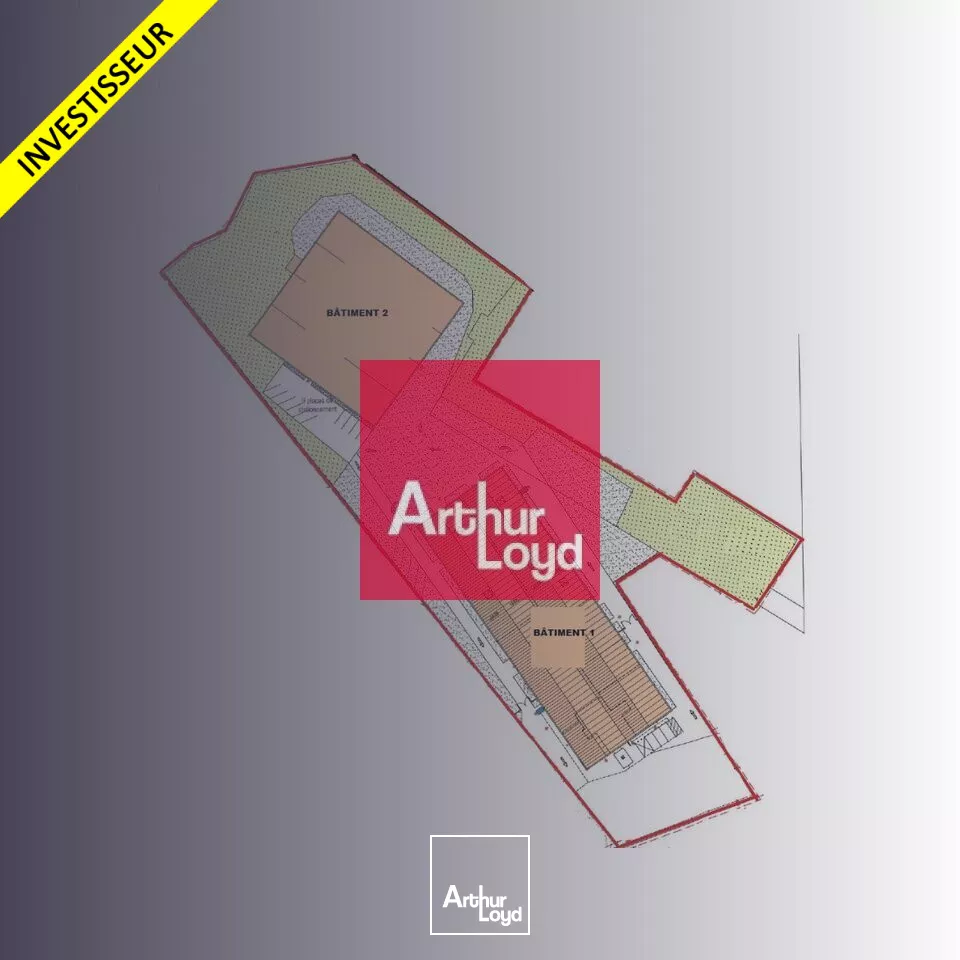 THIERS A VENDRE ENSEMBLE IMMOBILIER - ENTREPOTS - LOCAUX COMMERCIAUX 4 640 M² - PARCELLE 13 262 M² - INVESTISSEMENT
