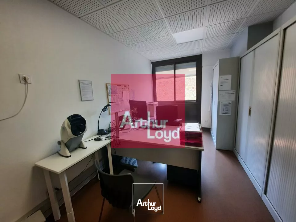 BUREAUX A VENDRE ISSOIRE 260M² - RDC