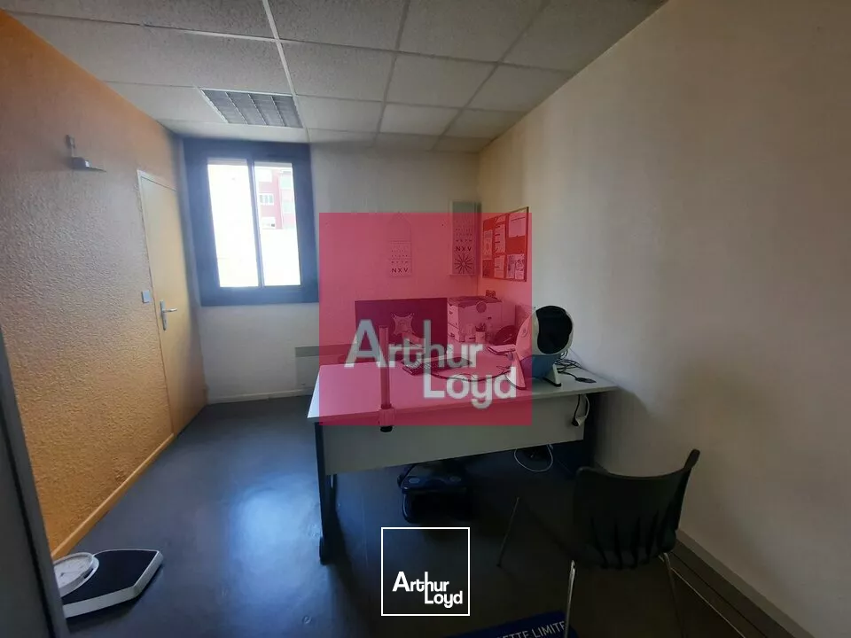 BUREAUX A VENDRE ISSOIRE 260M² - RDC