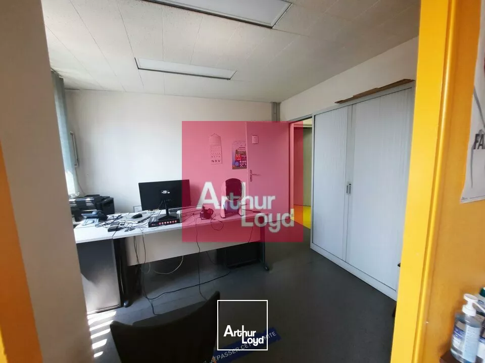 BUREAUX A VENDRE ISSOIRE 260M² - RDC