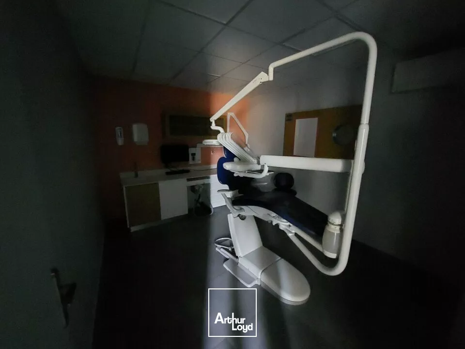 LOCAL COMMERCIAL A LOUER CLERMONT-FD CENTRE 510 m²