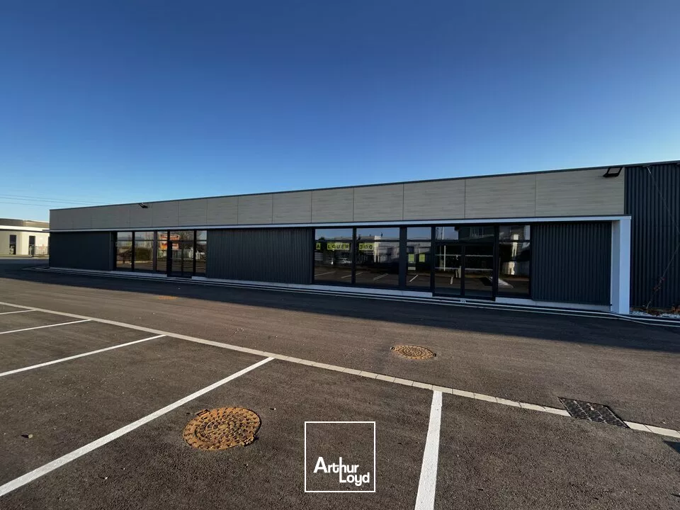 LOCAL COMMERCIAL à LOUER de 600 m²