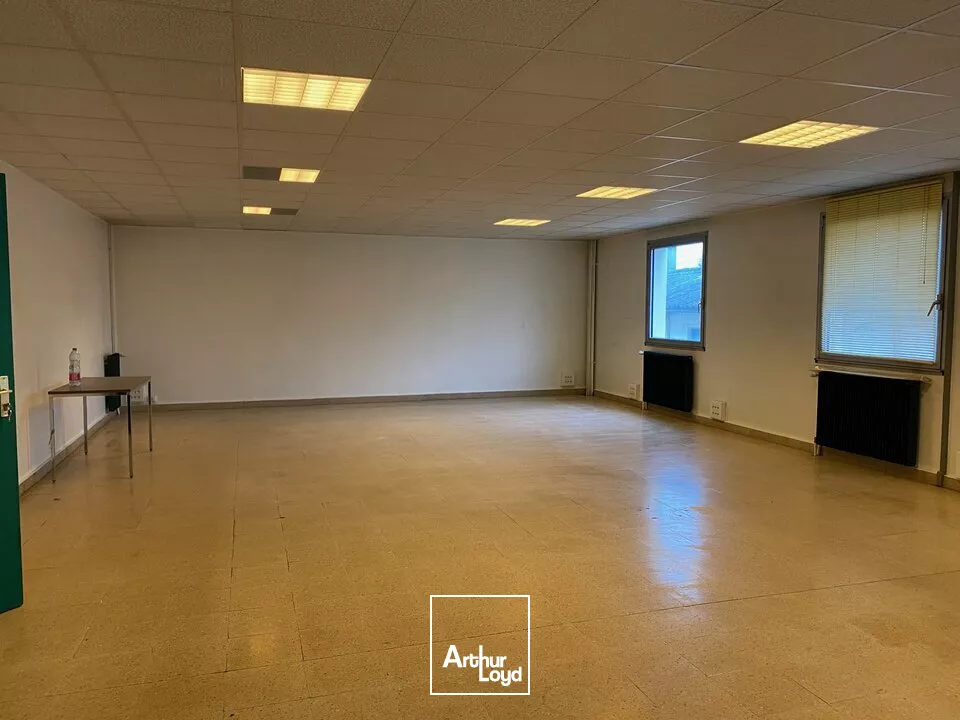 A vendre- Bureaux Zone Nord loué sur une partie