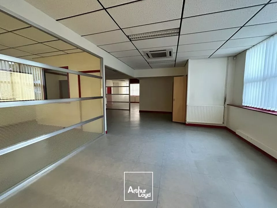 LE CREUSOT -Zone activité - Bureaux 500 m²
