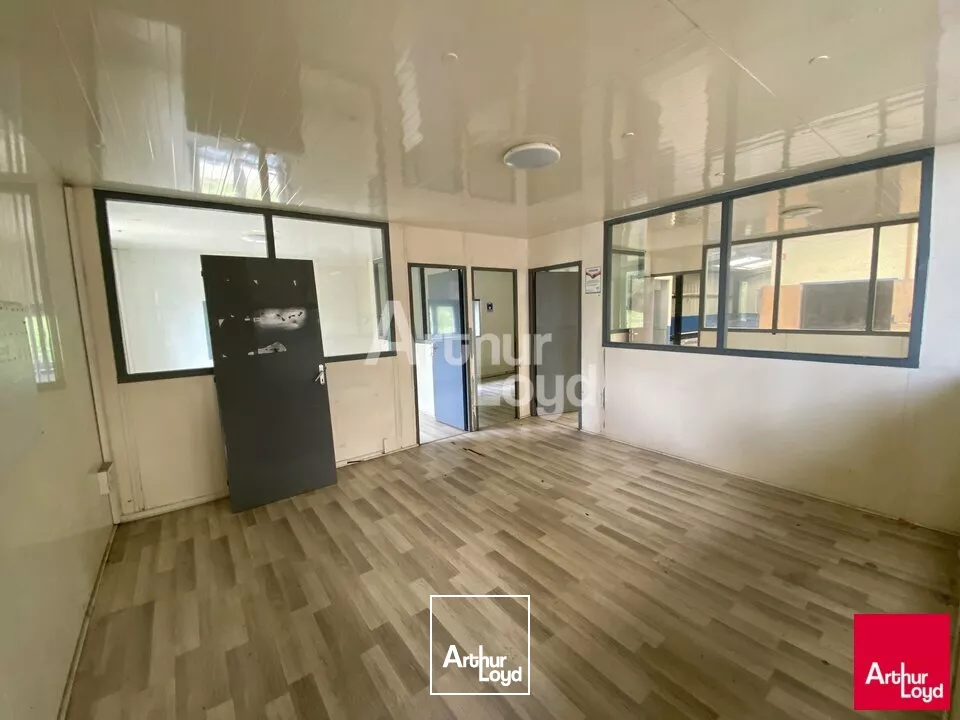 NOYAL-SUR-VILAINE - LOCAL D ACTIVITE- 885 M²