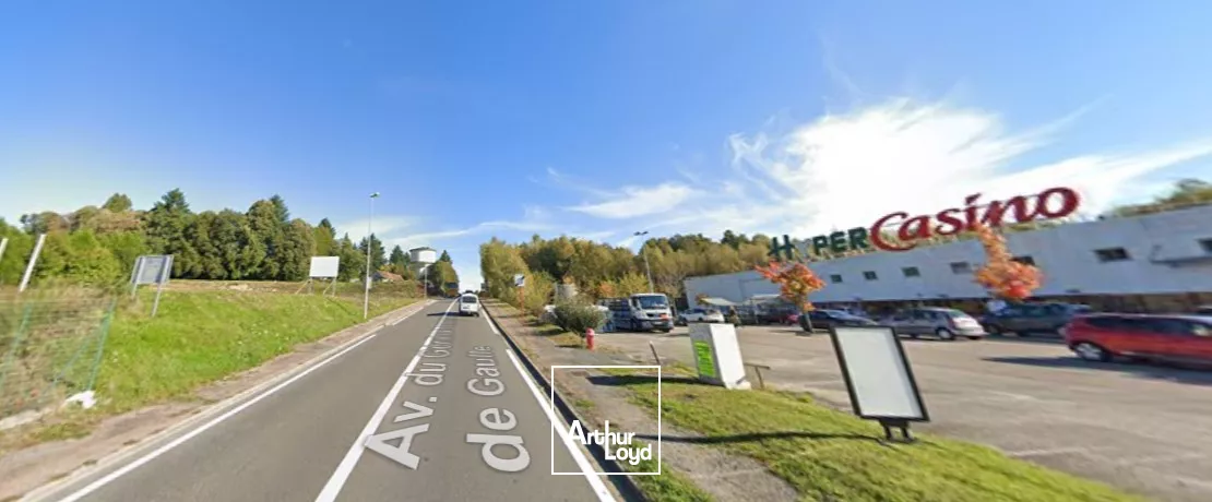 Location de cellules commerciales neuves à St Yrieix la Perche