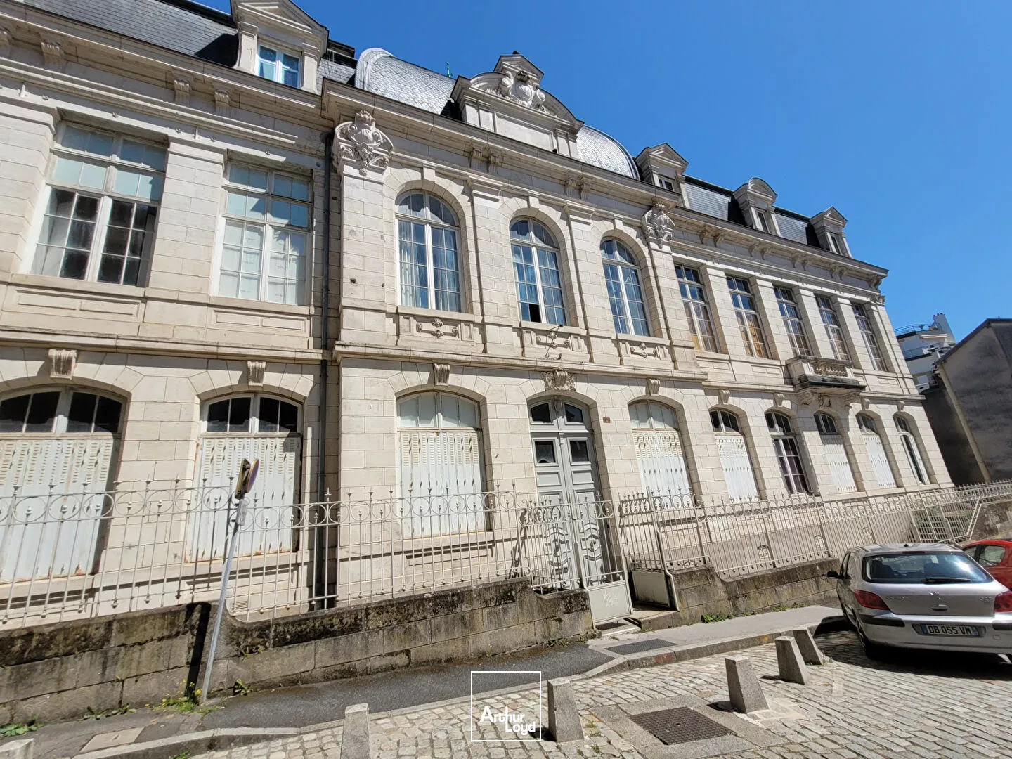 ALOUER - LIMOGES CENTRE-VILLE - Bureaux 35 m²