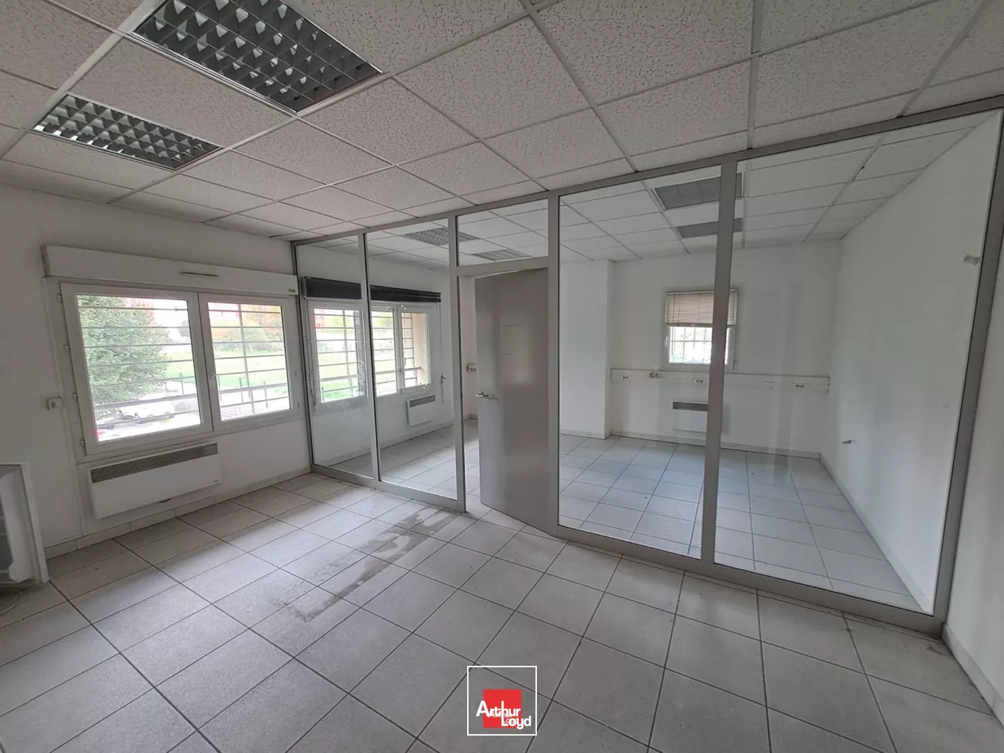 ENSEMBLE DE BUREAUX DE 30M² SECTEUR BOUCHAYER VIALLET GRENOBLE