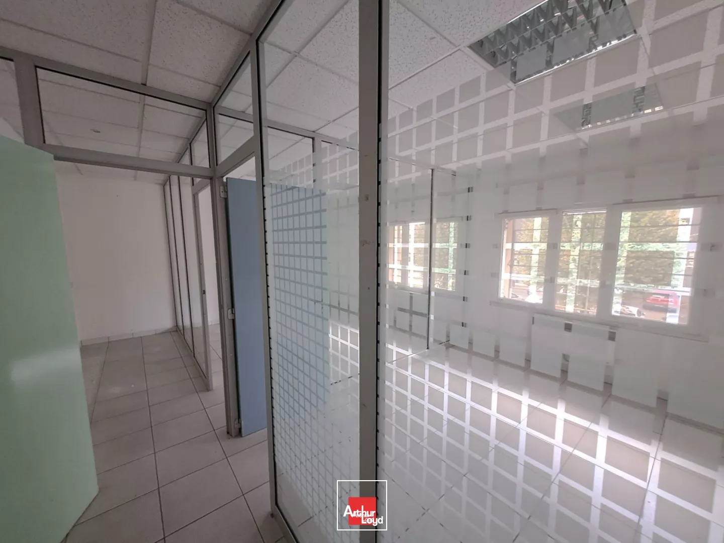 ENSEMBLE DE BUREAUX DE 30M² SECTEUR BOUCHAYER VIALLET GRENOBLE