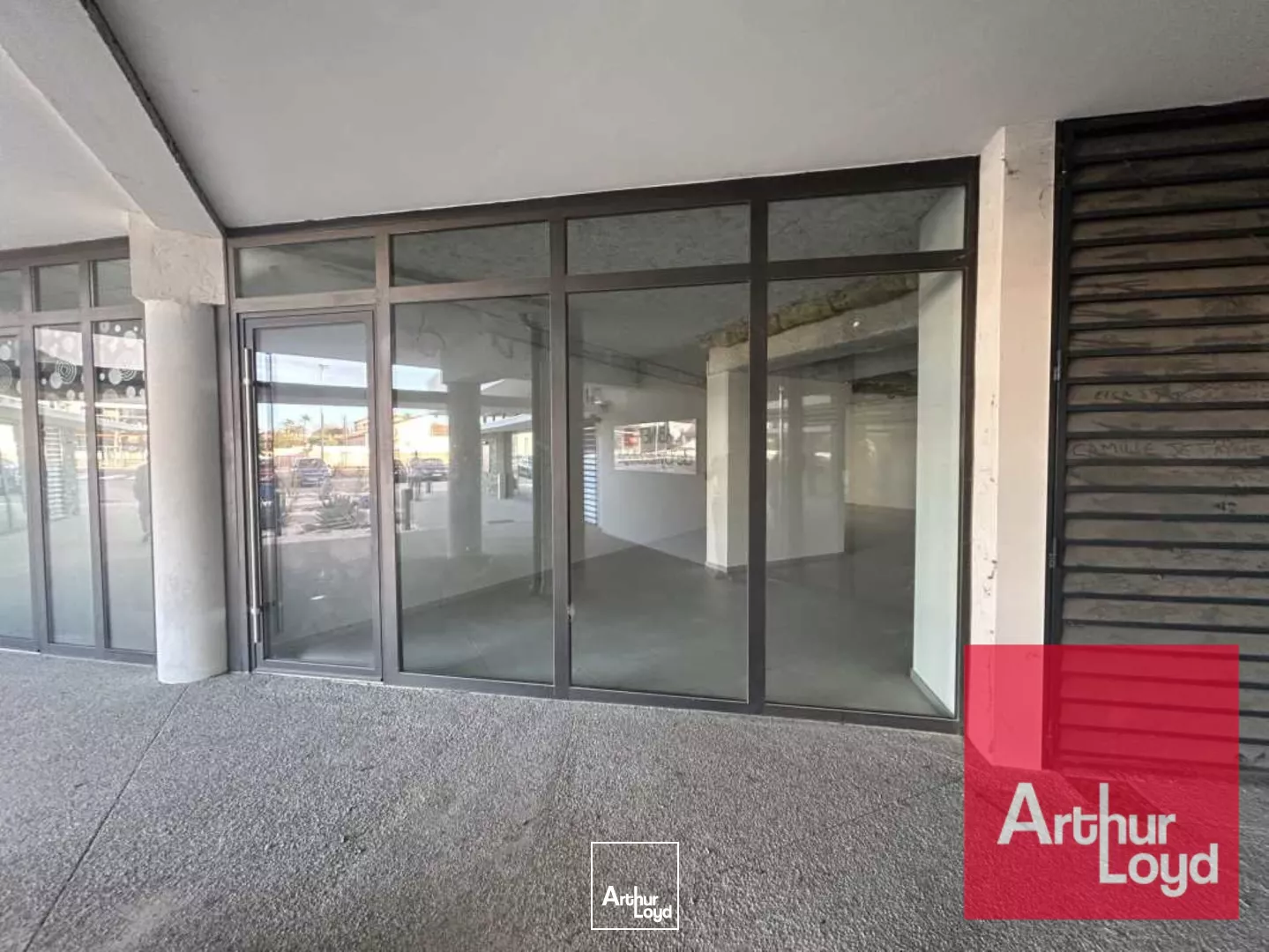 Local commercial à vendre