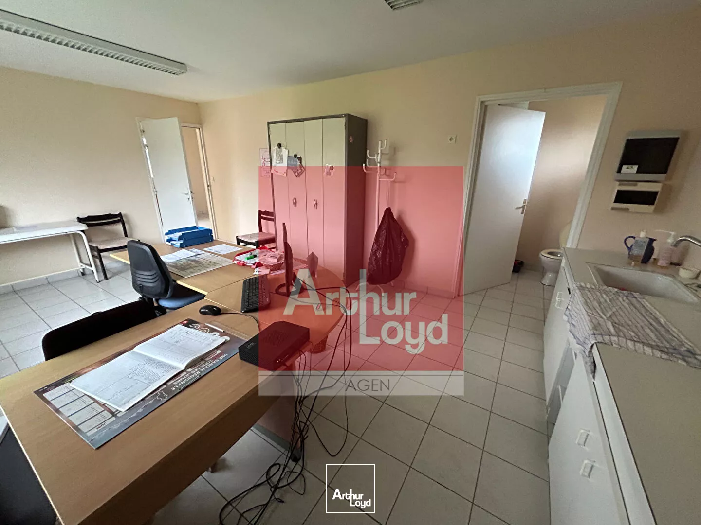 Local commercial Pujols 66,21 m2