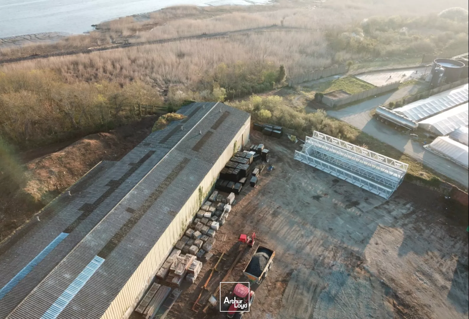 STOCKAGE - 10 000 M2- PAIMBOEUF - FONCIER - 22 000 m2