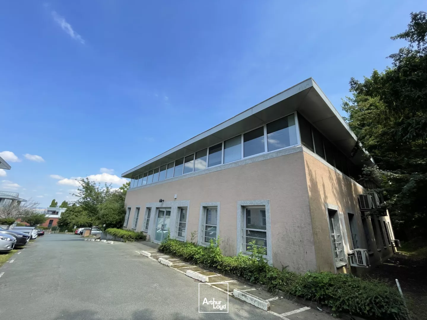 Proche Saint Germain en Laye - Bureaux à louer