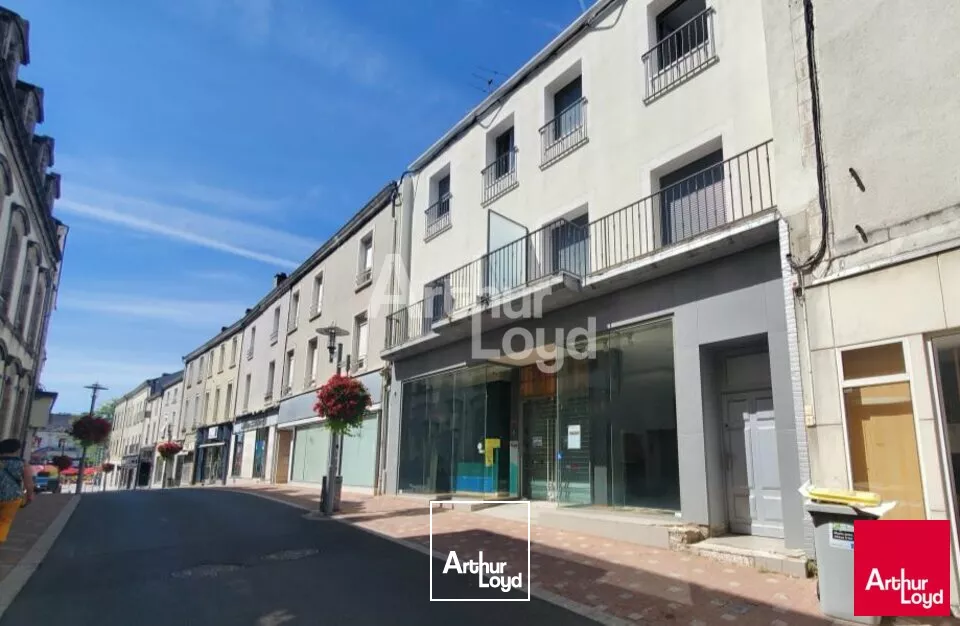 Cholet centre ville local commercial de 379 m² à louer