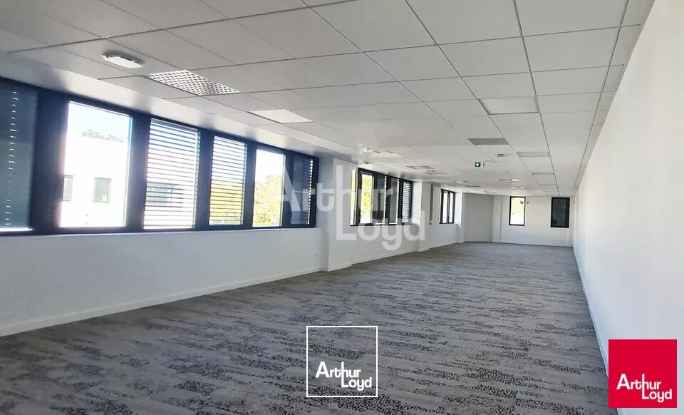 ANGERS ORGEMONT BUREAUX DE 163 M² A LOUER