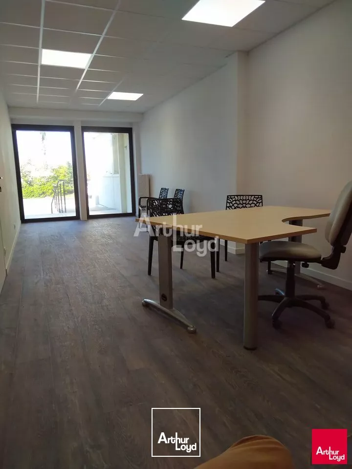 VERRIERES EN ANJOU BUREAUX INDIVIDUELS A LOUER 