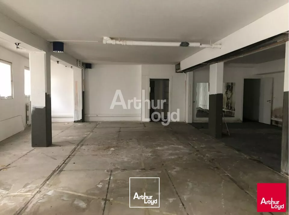 BLOIS CENTRE PROCHE GARE - BUREAUX A VENDRE 138 M2 - OPEN SPACE