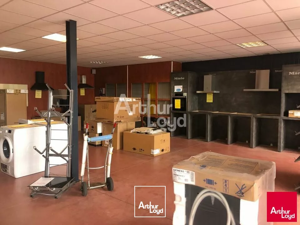 ROMORANTIN - A LOUER - LOCAL COMMERCIAL DE 525 M²