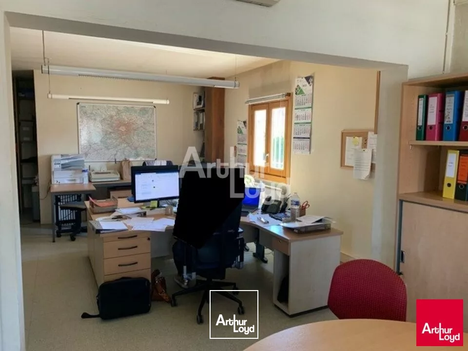 PROCHE LAMOTTE-BEUVRON - VENTE LOCAL D'ACTIVITE DE 400 M² - ACCES A85 A 15 MN