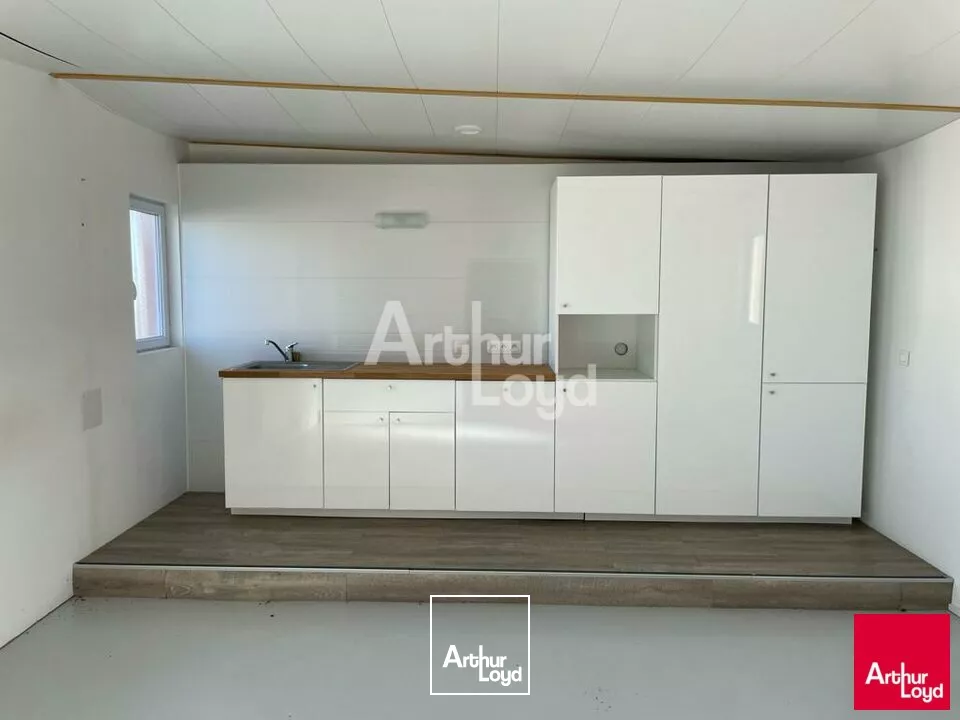 BEAUCE LA ROMAINE - A VENDRE LOCAL D'ACTIVITE DE 282 M²