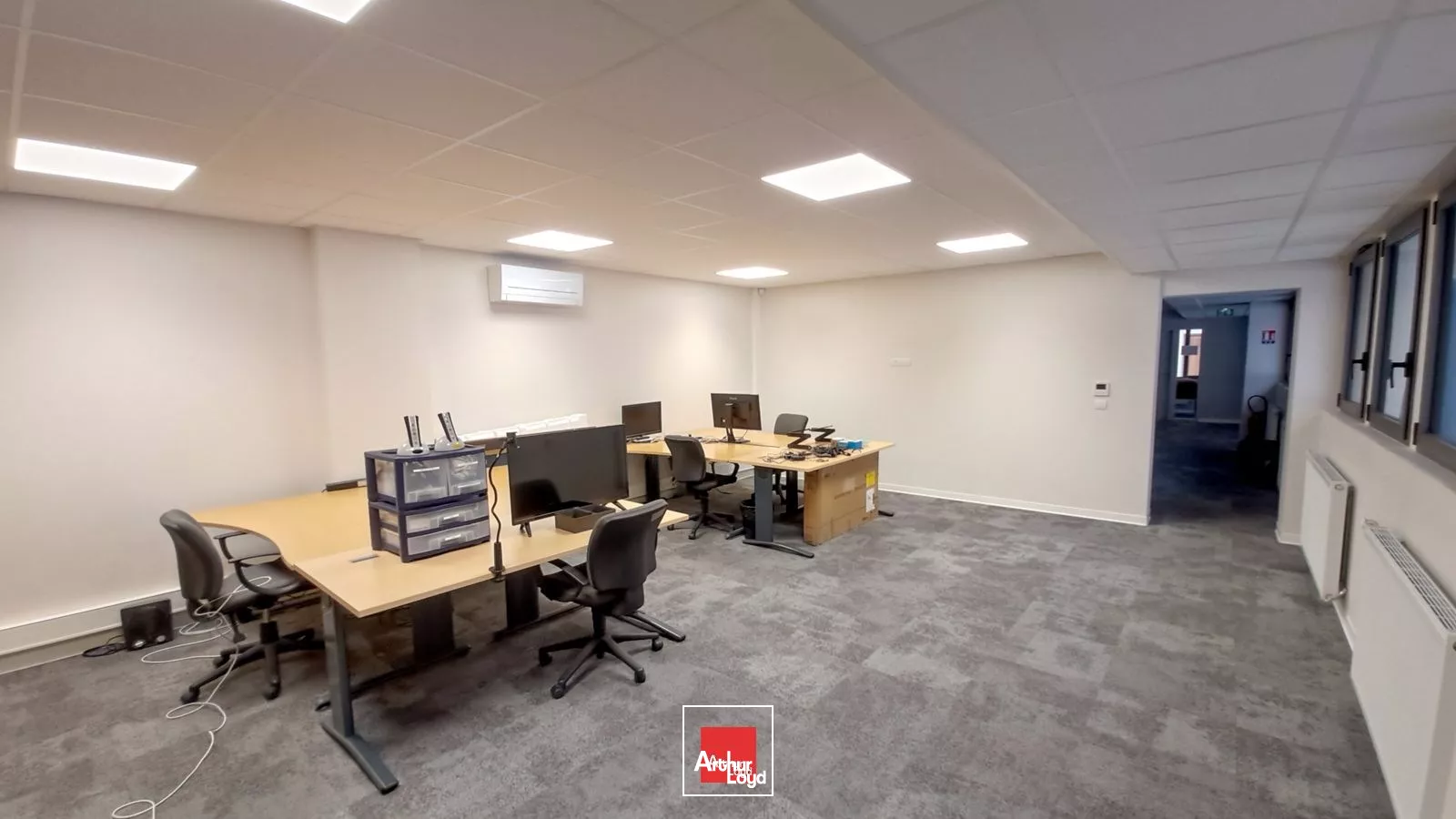 A LOUER BUREAUX ATYPIQUES SECTEUR ESPLANADE GRENOBLE