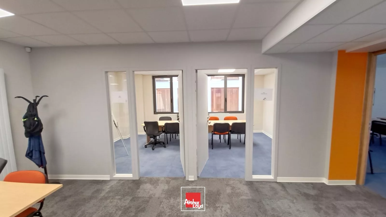 A LOUER BUREAUX ATYPIQUES SECTEUR ESPLANADE GRENOBLE