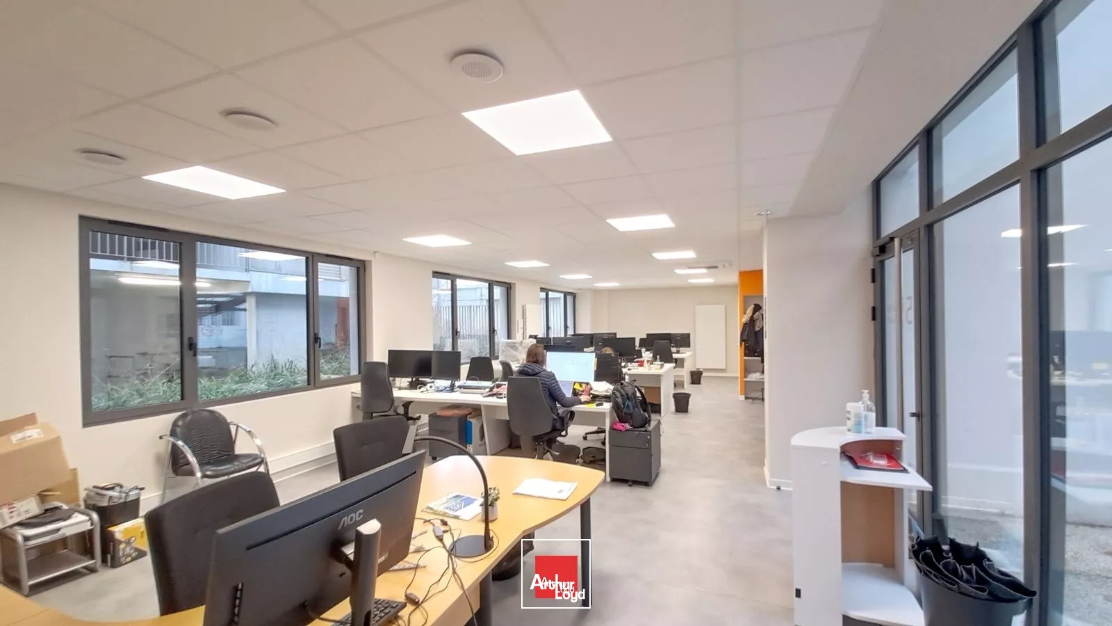 A LOUER BUREAUX ATYPIQUES SECTEUR ESPLANADE GRENOBLE