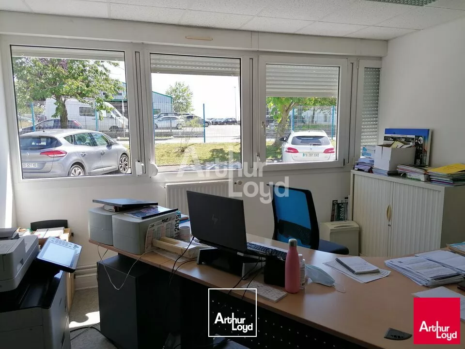 LOCAL D'ACTIVITE - ENTREPOT location à DOMLOUP 35410