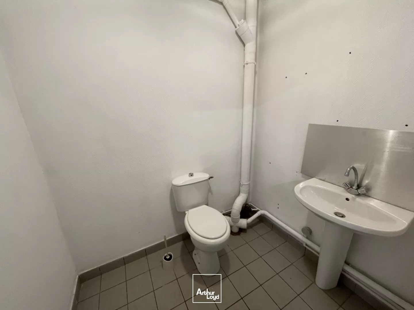 Locaux d'activité à louer à MALAUNAY 76770