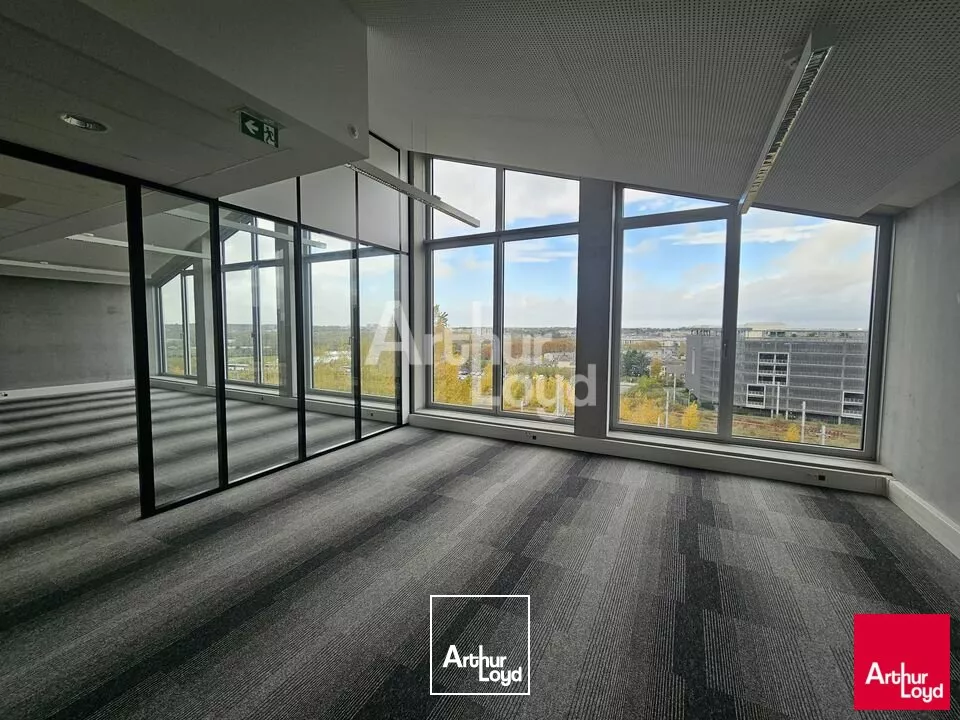 Angers Gare TGV Saint Laud bureaux de 437 m² en duplex à louer
