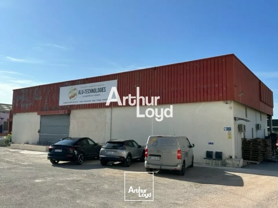 Locaux d'activités 856 m² à louer divisibles dès 427 m²- Puget sur Argens