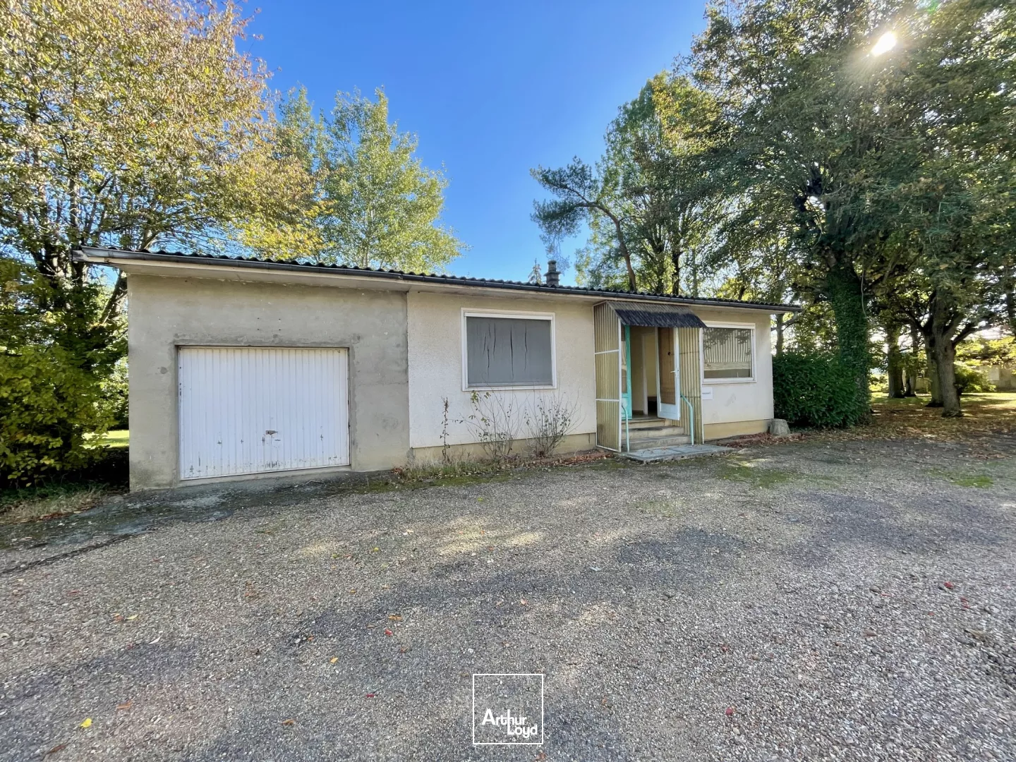 Locaux d'activité à vendre à VERNEUIL SUR AVRE 27130