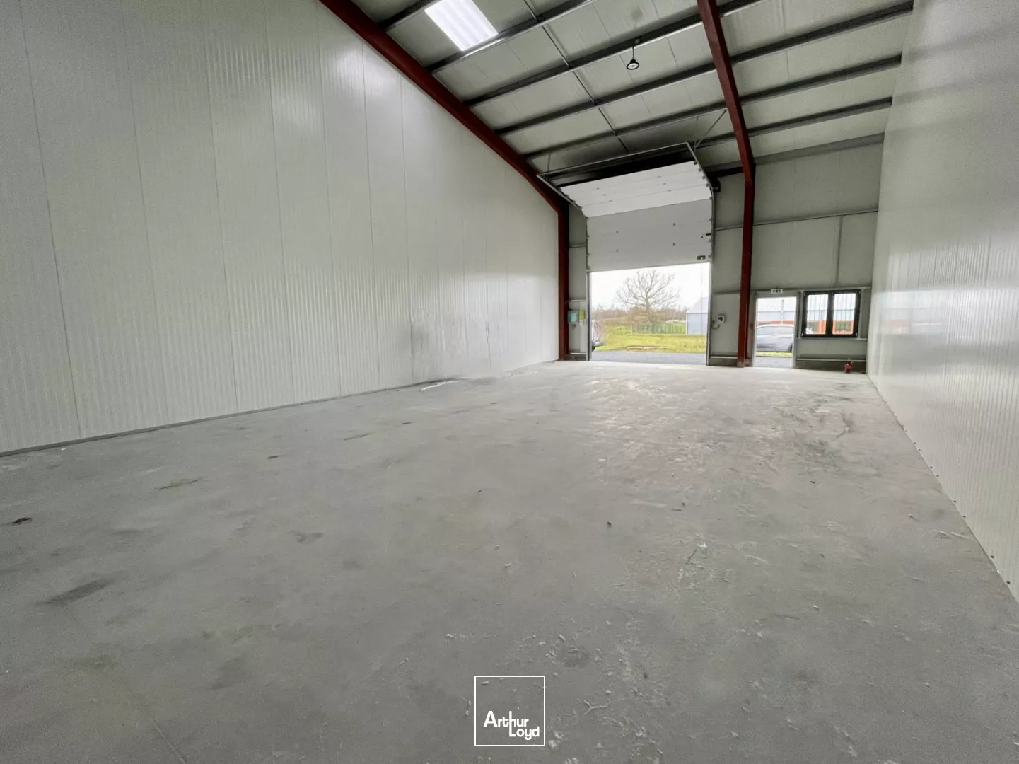 Locaux d'activité à louer à EPAIGNES 27260