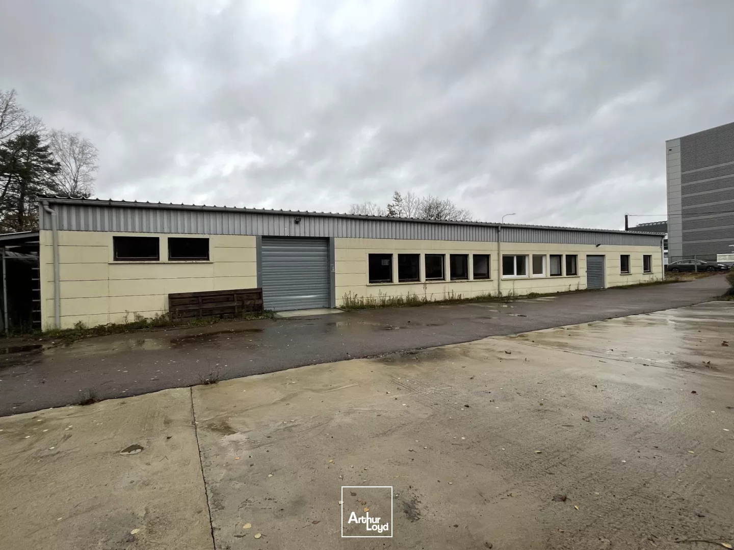 Locaux d'activité à louer à EVREUX 27000