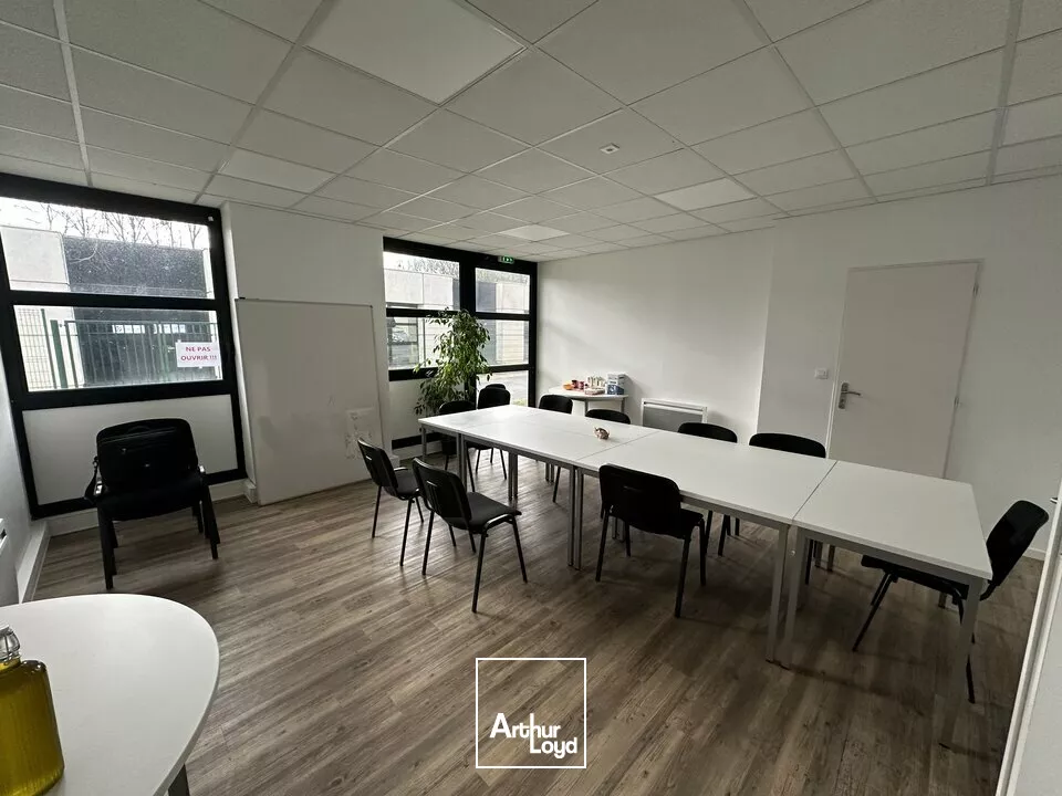 Bureaux d'environ 129 m2 (SUB) - REIMS FARMAN