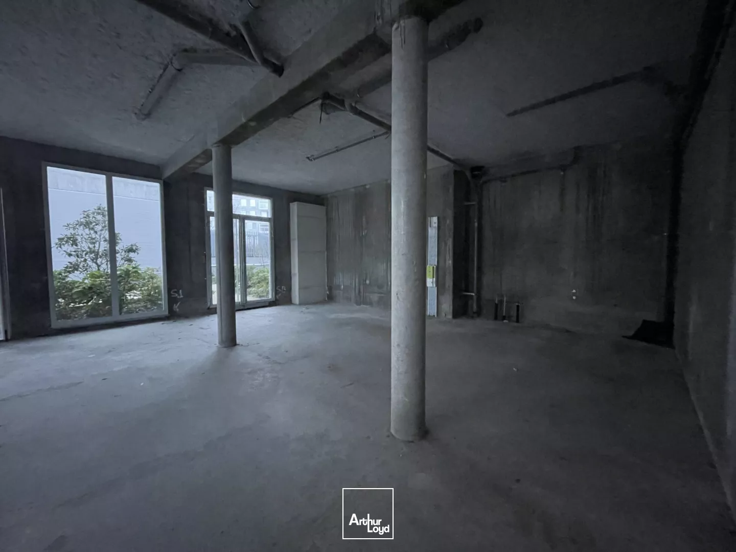 LOCATION CELLULE COMMERCIALE 