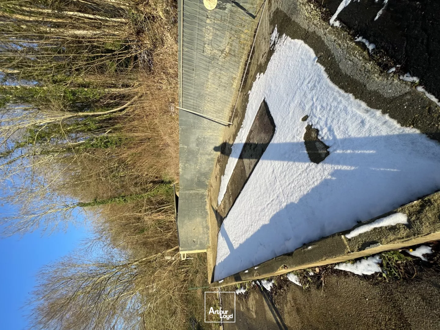 A LOUER -Local d'activité de 400 m2