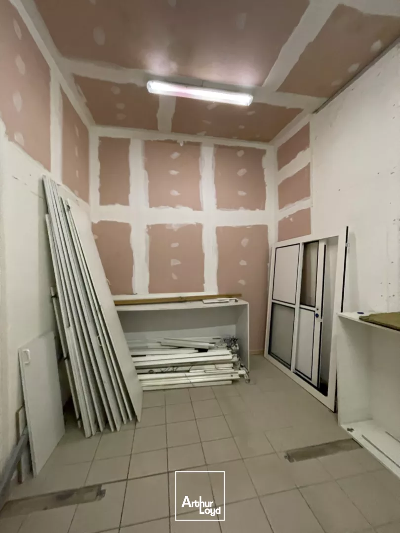 Bâtiment indépendant Axe Nantes Vannes 