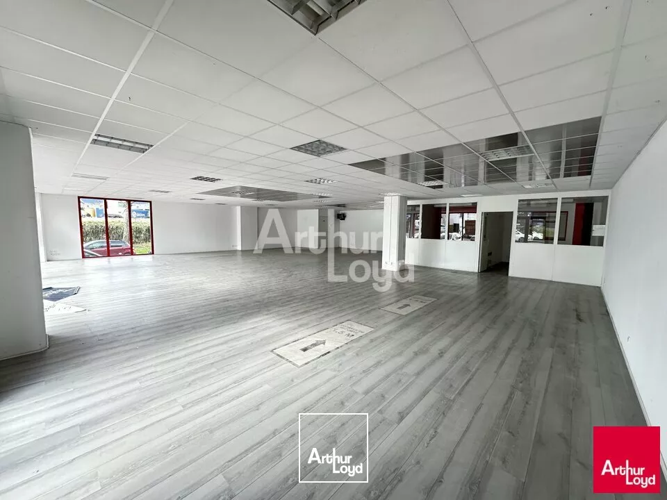 BELLE VISIBILITE - EN PLEIN COEUR DE LA ZI SUD EST