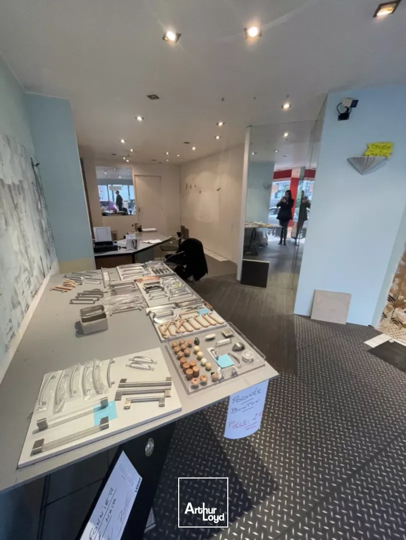 Locaux commerciaux à vendre à ROUEN 76000