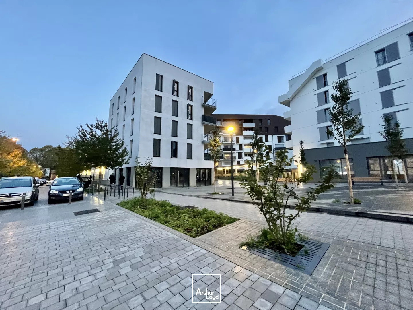 Locaux commerciaux à louer à ROUEN 76100