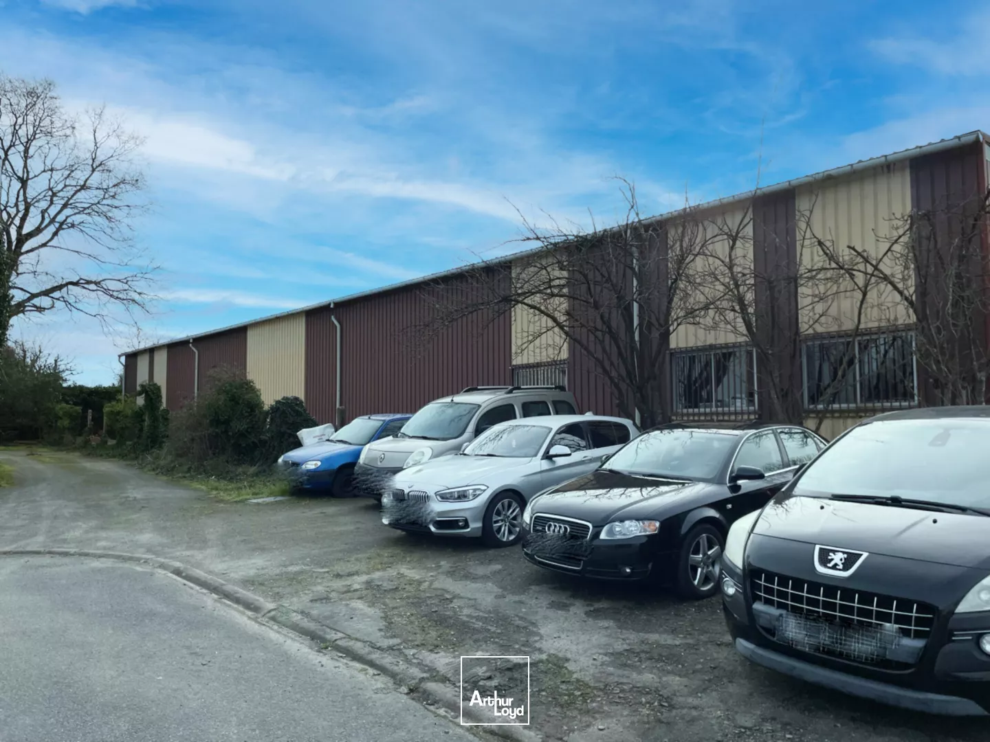 Entrepot - Stockage - 880 m2 - La Chapelle sur Erdre