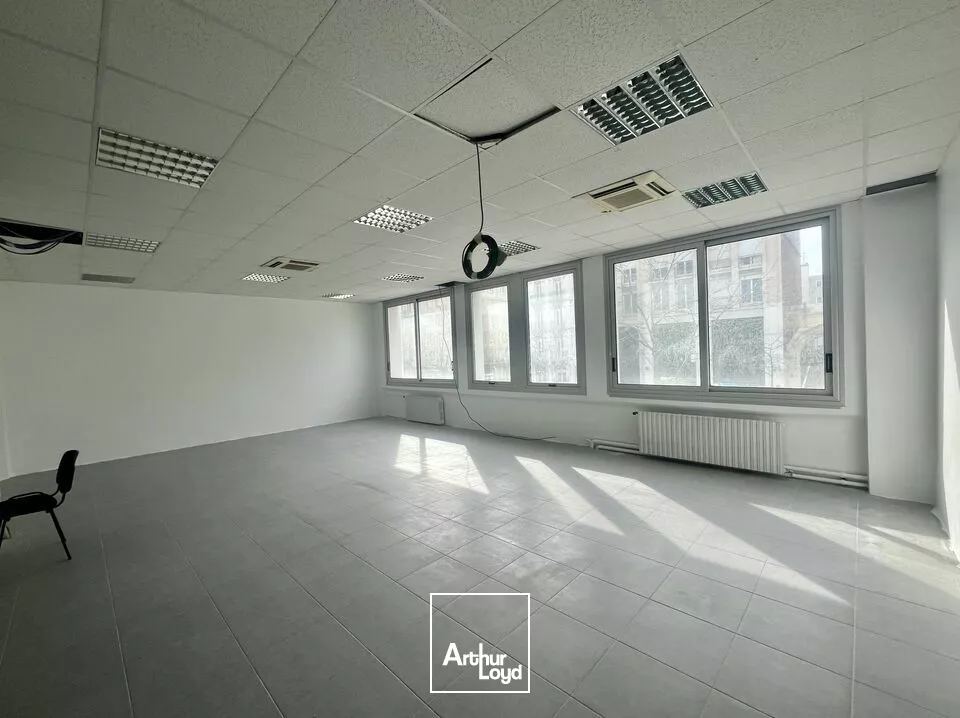 LE HAVRE CENTRE-VILLE  À LOUER  330 m² divisibles à partir de 110 m²