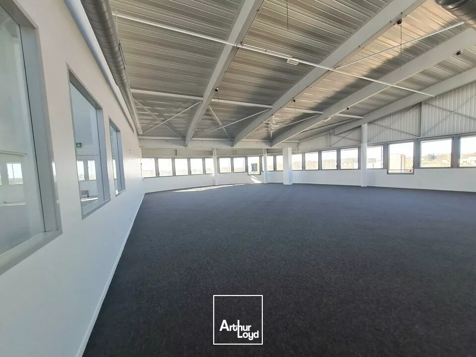 BUREAUX A LOUER - 72100 - LE MANS NOVAXUD 895 m²